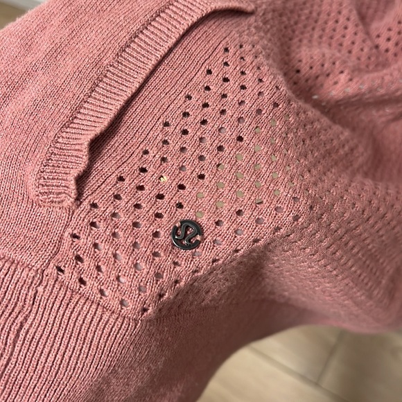 Lululemon sweater - Picture 4 of 5